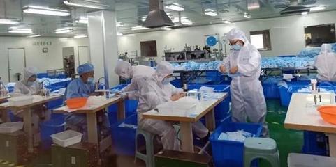 全市首家！柯城企業(yè)成功取得“無(wú)菌型”醫(yī)用外科口罩生產(chǎn)資質(zhì)，技術(shù)服務(wù)助力產(chǎn)業(yè)升級(jí)